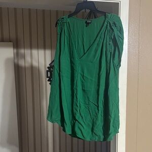 a.n.a Green Sleeveless Blouse